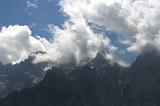 6533_De Triglav in de wolken